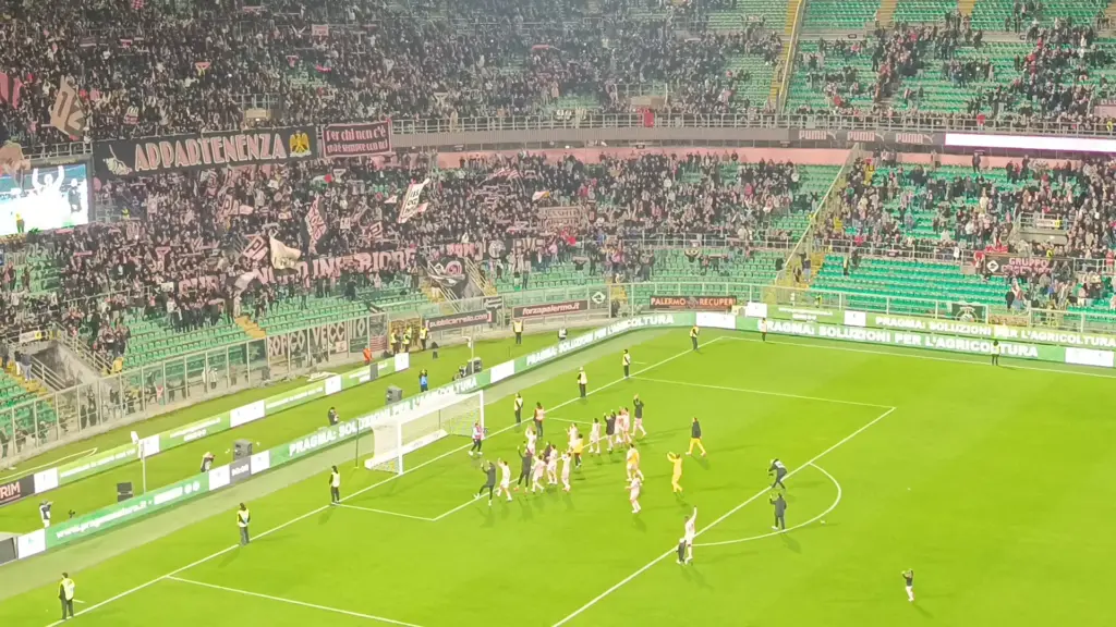 Palermo, vittoria da grande al Barbera. Avellino sconfitto 2-0