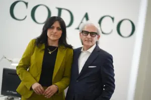 Caro voli, Marano e Tanasi: «Subito misure per abbassare i prezzi»