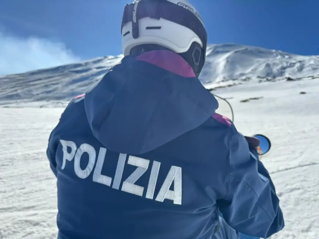 Etna, sette sciatori soccorsi dalla Polizia, due senza casco nè assicurazione