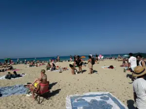 Mondello, isola pedonale anticipata: più controlli e vigili in fino all’una di notte
