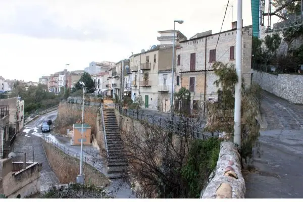 Sutera come Niscemi: un quartiere sospeso nel vuoto tra paura e abbandono