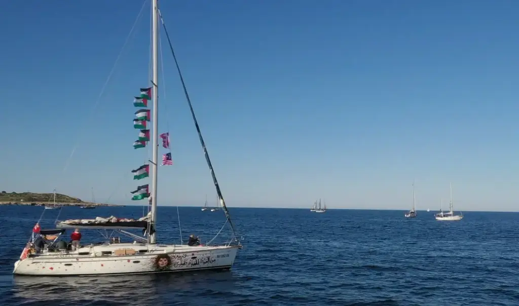 La flotilla per Gaza parte dalla Sicilia a con il supporto di Greenpeace