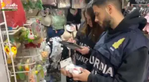 Maxi sequestro della Guardia di Finanza nel Messinese: oltre 22mila articoli non sicuri