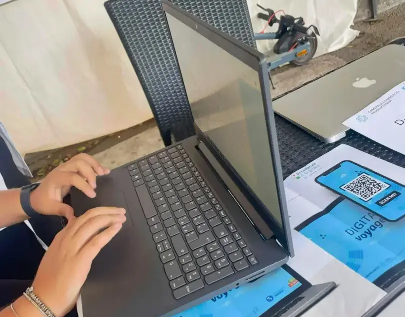 Info Point del Punto Impresa Digitale a Terrasini per il Campionato italiano Regolarità Epoca Gruppo 5