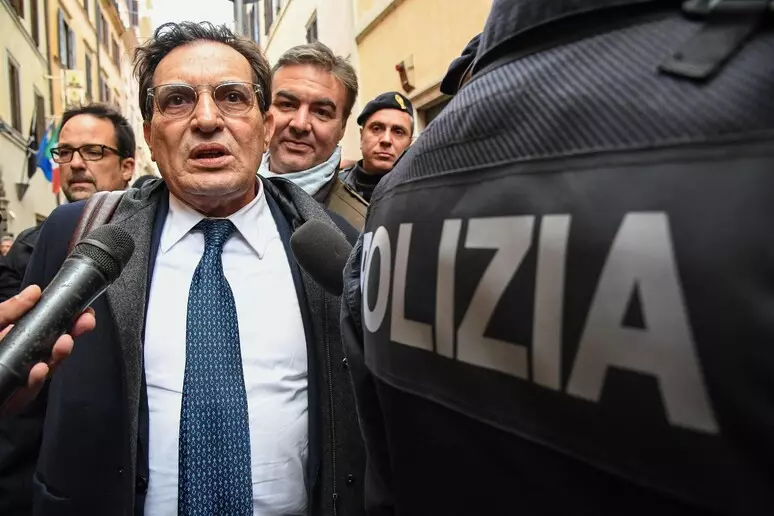 Frana di Niscemi, interrogato Rosario Crocetta, non risponde ai pm
