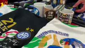 Sequestro di gadget contraffatti dell’Inter per i festeggiamenti dello scudetto