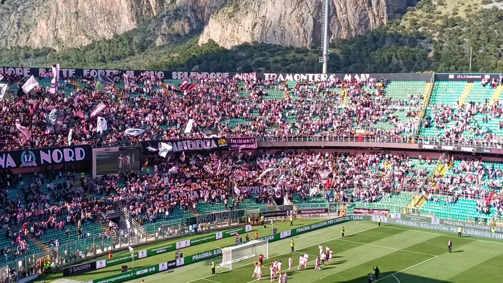 Palermo, vittoria in rimonta sul Catanzaro: al Barbera termina 3-2