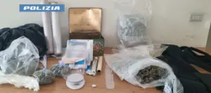 Catania, arrestato 33enne per droga: sequestrati oltre 2,5 kg di marijuana