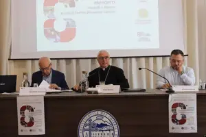 Allarme povertà educativa: quasi 8 interventi Caritas su 10 destinati a persone con bassa scolarità