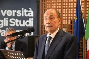 Autonomia siciliana, Schifani: “Lo Statuto appartiene ai giovani, voglio convincerli a restare”