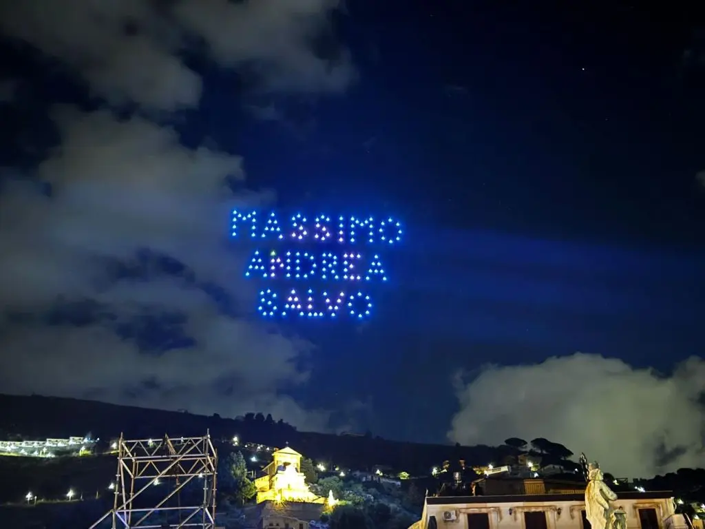 Monreale, spettacolo di droni per il 400° del Santissimo Crocifisso: luci e memoria sul Monte Caputo