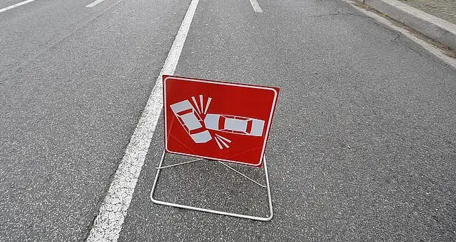 Incidente sulla A19 a Palermo tra auto e furgone: lunghe code