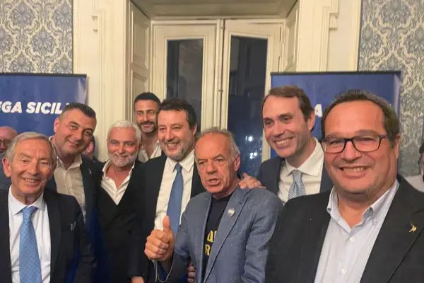 Salvini a Messina: “Con la Lega si può vincere, il Ponte sullo Stretto è la chiave del futuro”