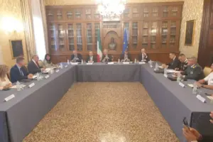 Piantedosi a Palermo: vertice su sicurezza e antimafia, “Lo Stato è presente e reagisce”