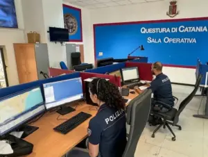 Lite tra fidanzati in strada: 28enne ferita, 30enne arrestato dalla Polizia di Stato