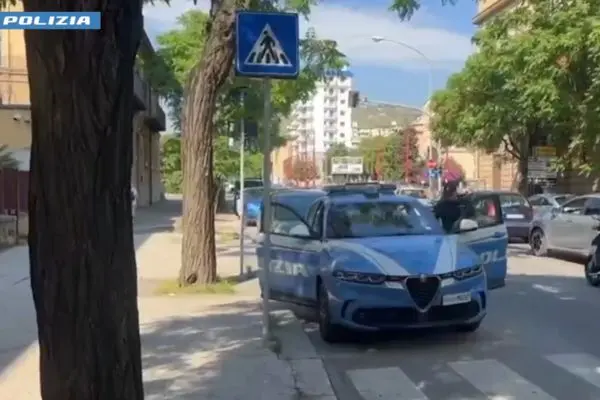 Smantellata a Palermo organizzazione specializzata nel furto di auto: nove arresti