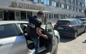 Criminalità giovanile, maxi operazione della Polizia in 44 province