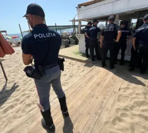 Controlli alla Playa di Catania: sanzionati un lido e due chioschi, multe per oltre 20 mila euro