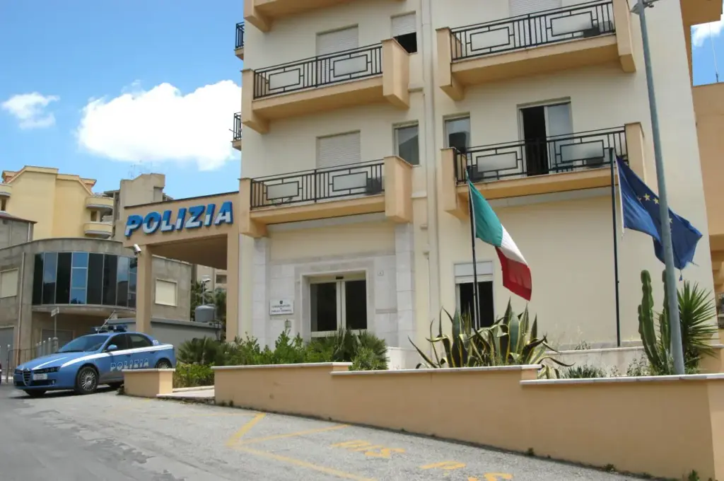 Canicattì, tre giovani in carcere per rapine e furti: operazione congiunta di Polizia e Carabinieri