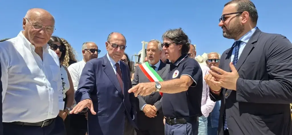 Ciclone Harry, Schifani a Portopalo: “Porto ripristinato con due mesi di anticipo”