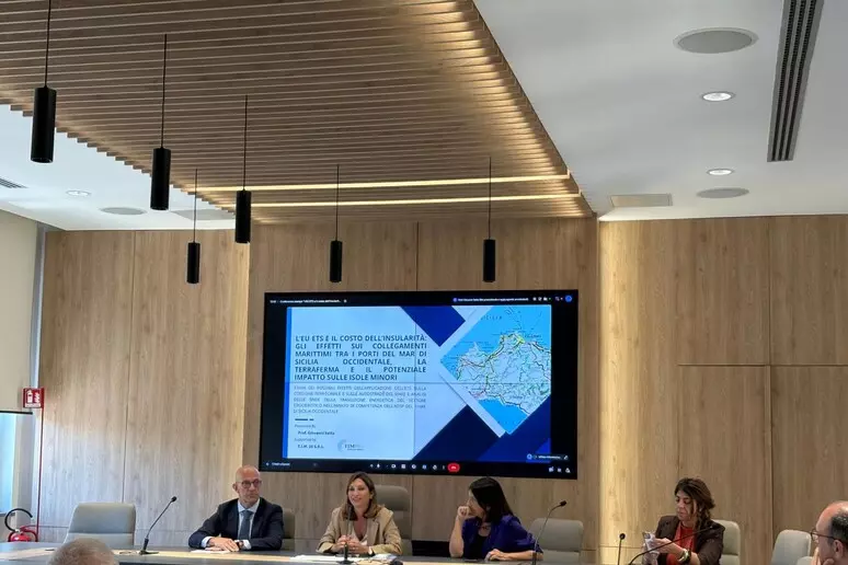 Trasporti marittimi, l’allarme sull’Ets: fino a 20 milioni di costi in più sulla rotta Genova-Palermo