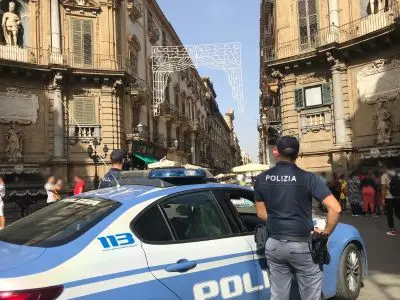 Palermo, violenta rapina in centro: arrestati tre giovani