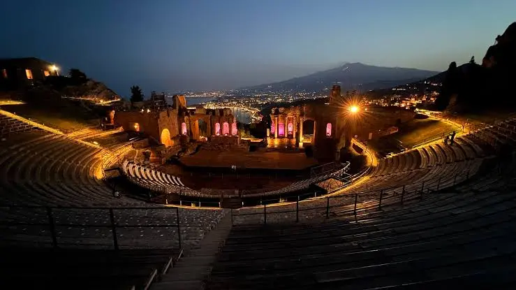 Taormina capitale dell’alta moda: Dolce&Gabbana tra glamour, investimenti e polemiche