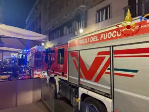 Palermo, incendio in via Maqueda: evacuato un palazzo di cinque piani