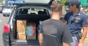 Catania, trasportava 191 chili di fuochi d’artificio in autostrada: denunciato un 38enne