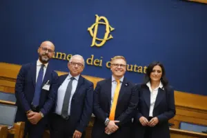 Sicilia nella morsa degli incendi, Marano: “Danni incalcolabili all’economia e all’ambiente, Governo responsabile di questo disastro”