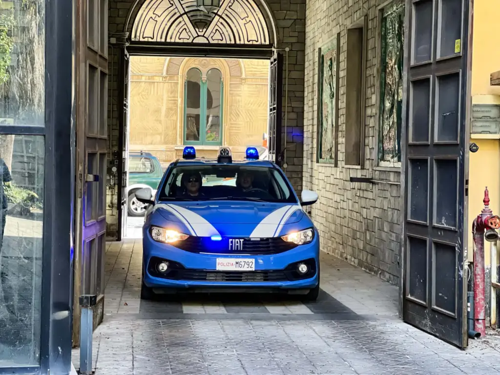 Acireale, furti con il flex nei negozi: 32enne sottoposto a misura cautelare