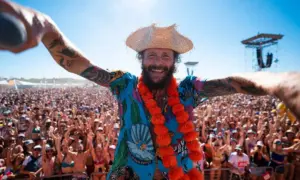 Jova Summer Party a Palermo, oggi e domani: scaletta, ospiti, treni e viabilità