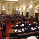 Ars, stretta sui cambi di partito: ok in commissione alla norma sugli incarichi