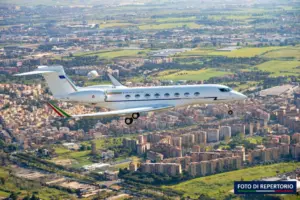 Malore a Lampedusa, 58enne trasferito d’urgenza a Palermo con un volo dell’Aeronautica