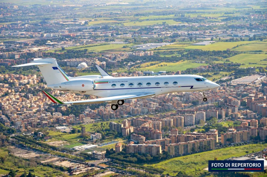 Malore a Lampedusa, 58enne trasferito d’urgenza a Palermo con un volo dell’Aeronautica