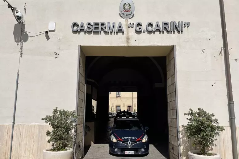 Armi nascoste in casa, due arresti tra Villabate e Brancaccio