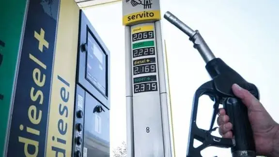 Caro gasolio, dopo i camion rischiano di fermarsi anche i pescherecci siciliani