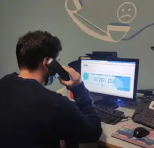 Allarme suicidi, oltre 4.200 richieste di aiuto a Telefono Amico: in un anno +24%