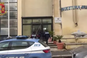 Ragusa, propaganda jihadista sui social: minorenne collocata in comunità