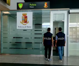 Catania, finto sito di autonoleggio per truffare i clienti: denunciati tre uomini