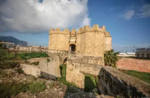 Una sola domenica per scoprire Castello a Mare e il Salinas