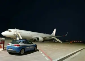 Orologio da 10 mila euro raccolto e portato via in aeroporto: 44enne denunciato