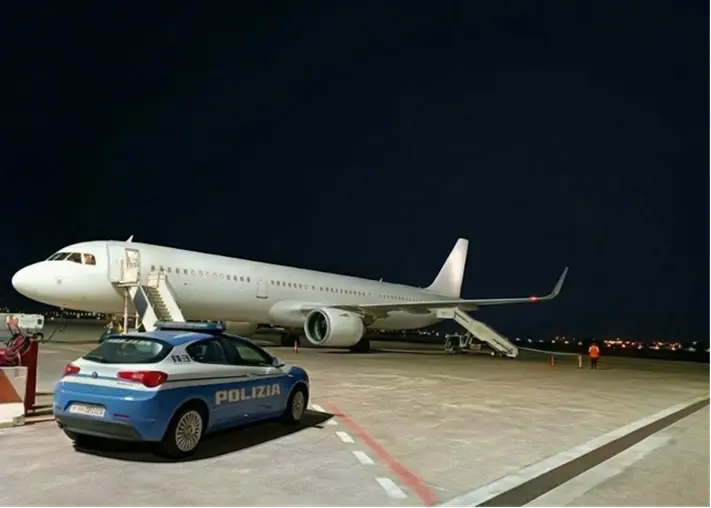 Orologio da 10 mila euro raccolto e portato via in aeroporto: 44enne denunciato