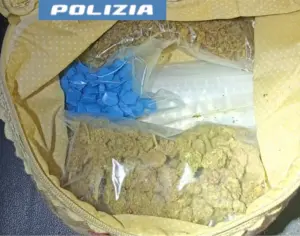 Catania, scoperta base per confezionare droga nel centro storico