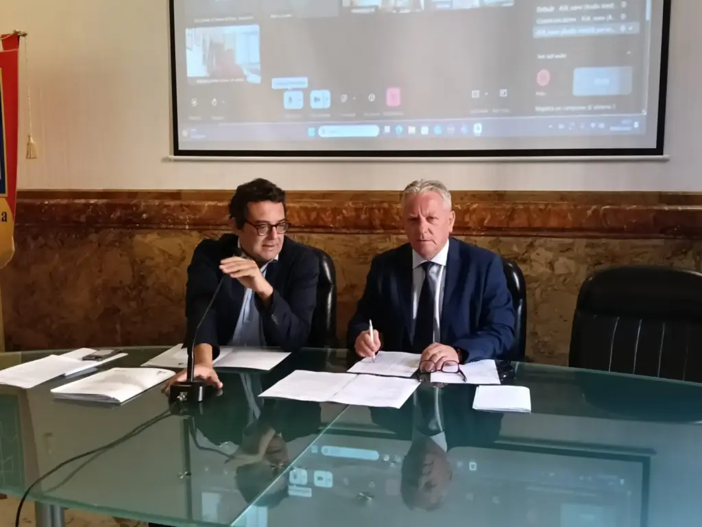 Sciopero dei tir, Anci Sicilia lancia un appello al Governo nazionale e alla Regione