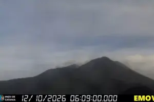 Etna, forte degassamento dal cratere di Nord-Est: aumenta il tremore vulcanico